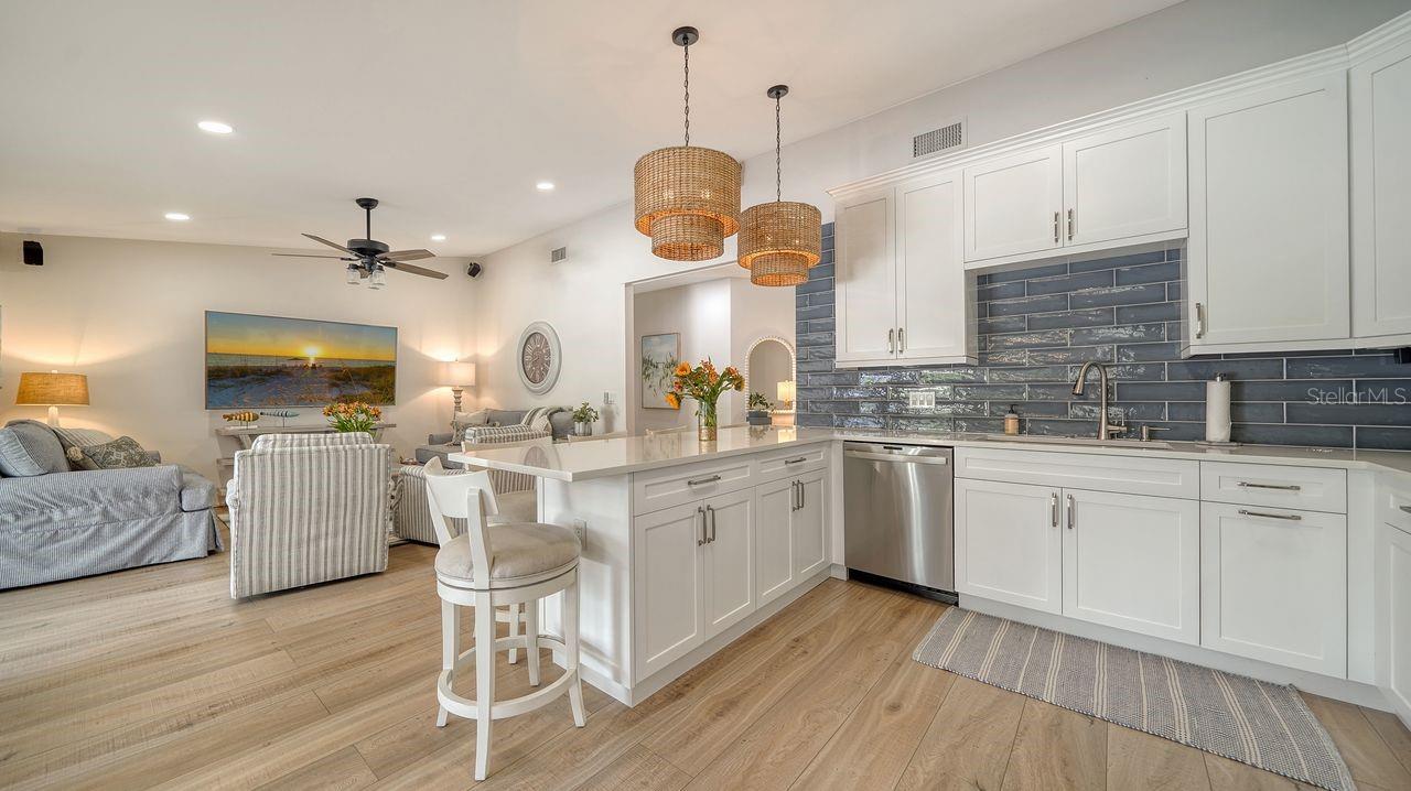 1633 RIDGEWOOD LN, SARASOTA, FL, 34231