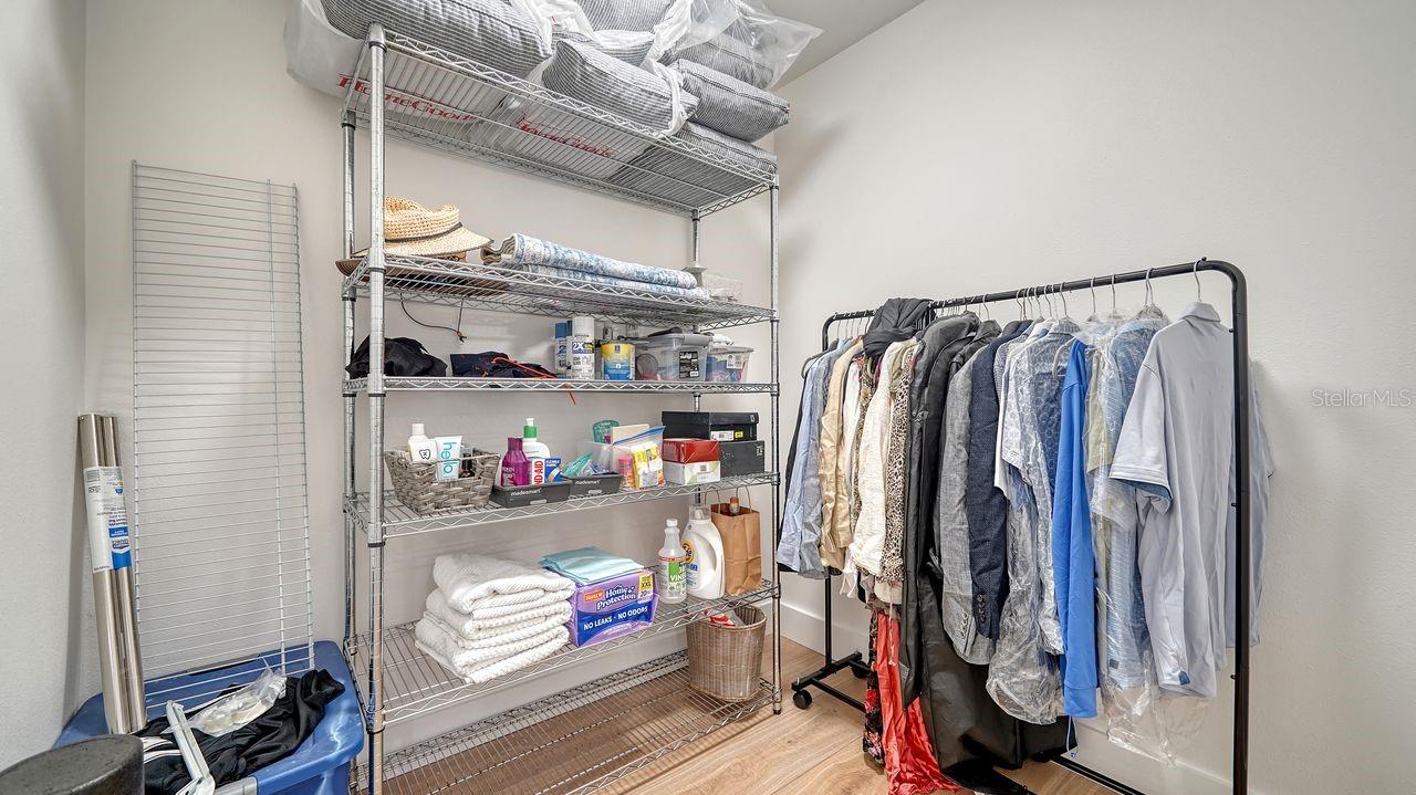 1633 RIDGEWOOD LN, SARASOTA, FL, 34231