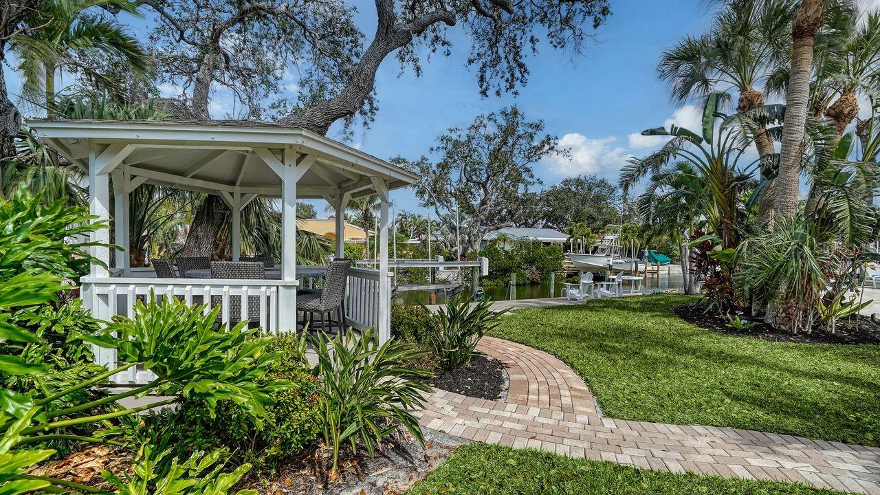 1633 RIDGEWOOD LN, SARASOTA, FL, 34231