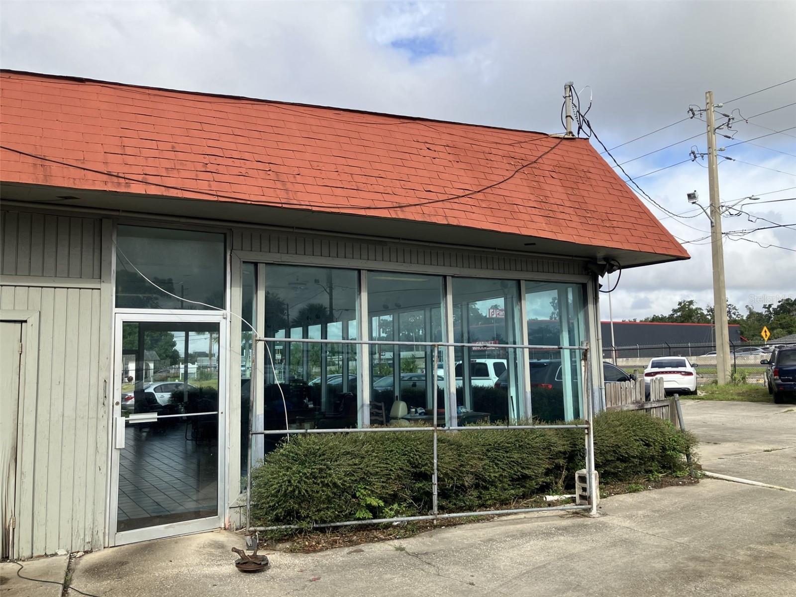 6200 ARLINGTON EXPY, JACKSONVILLE, FL, 32211