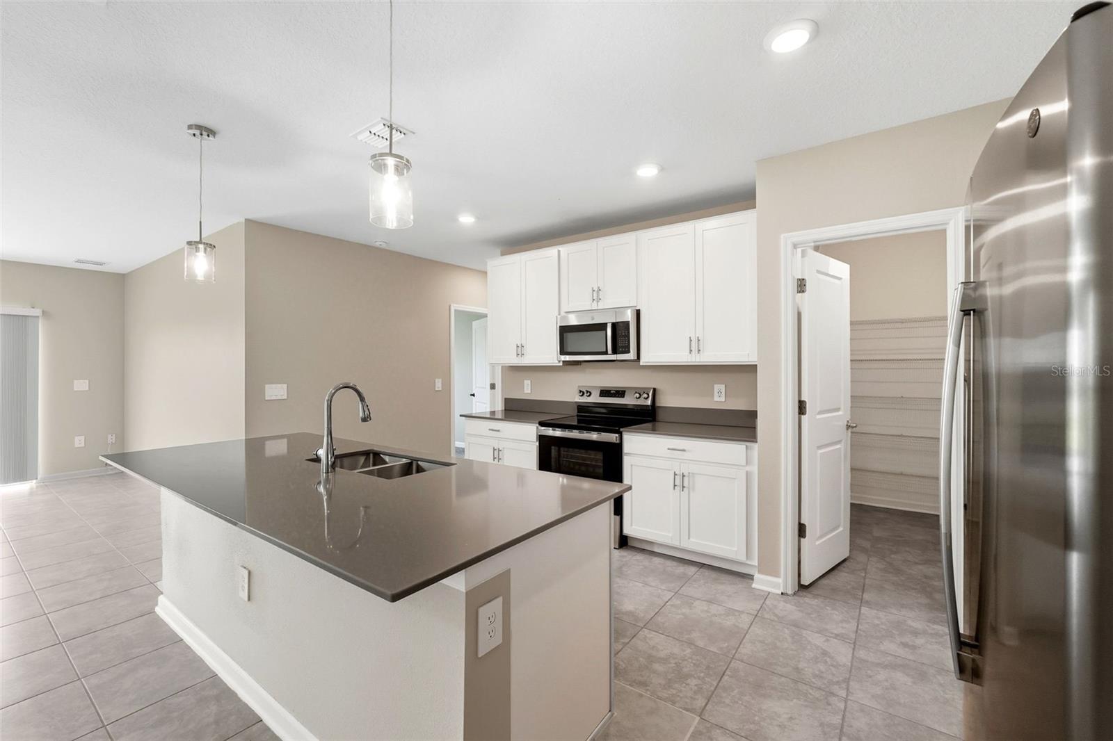 724 DARING DR, DAVENPORT, FL, 33837