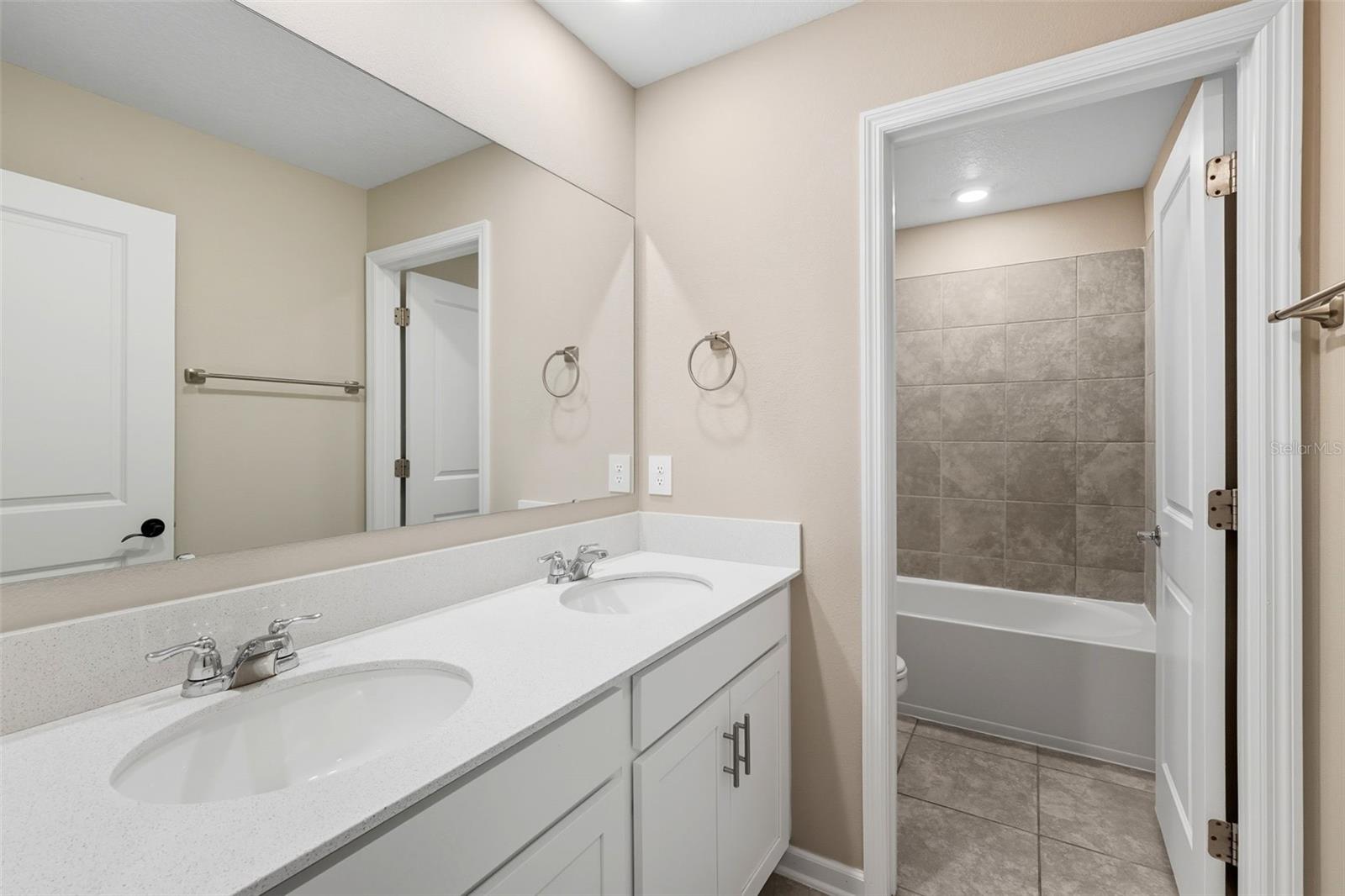 724 DARING DR, DAVENPORT, FL, 33837