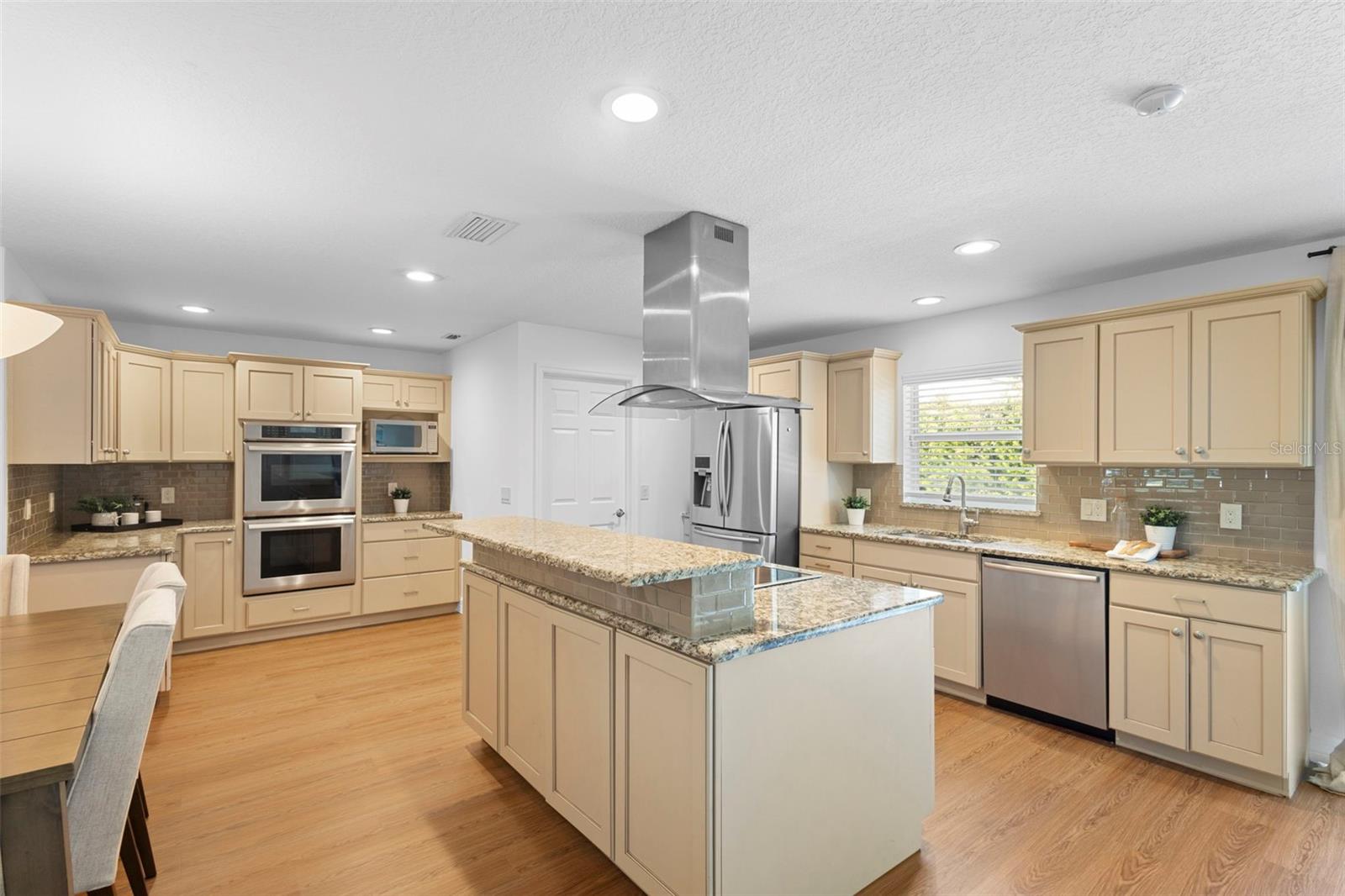 10 MINNEHAHA CIR, MAITLAND, FL, 32751