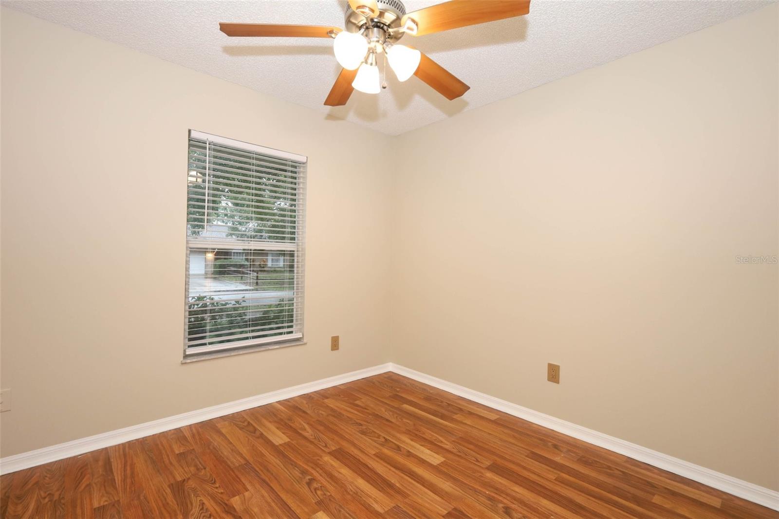 997 YELLOWBIRD AVE, DELTONA, FL, 32725