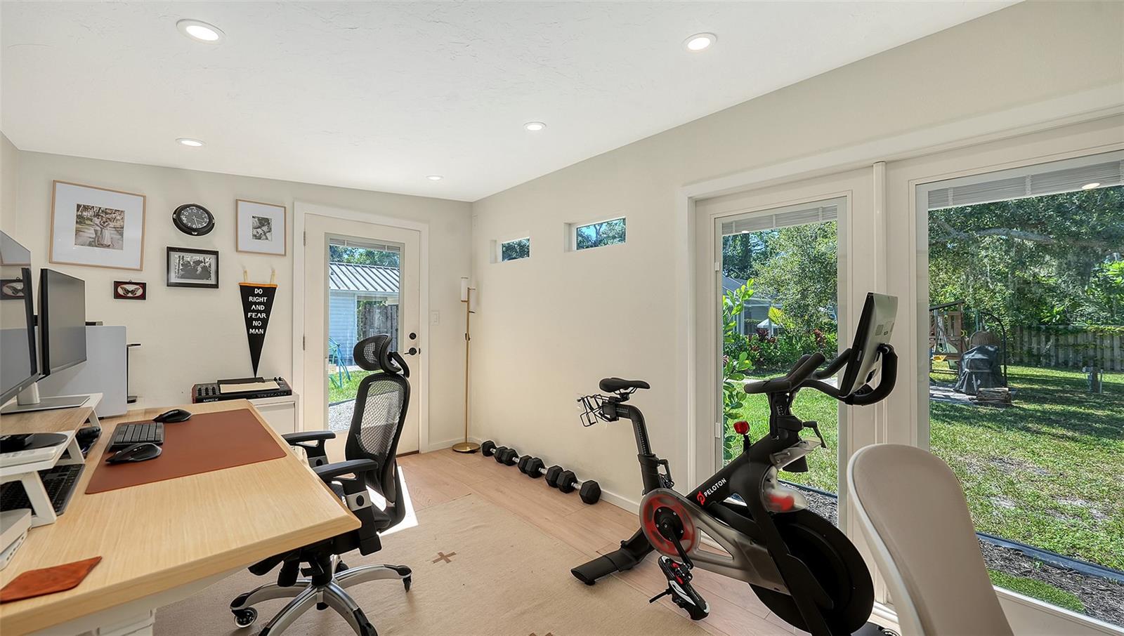 887 PATTERSON DR, SARASOTA, FL, 34234