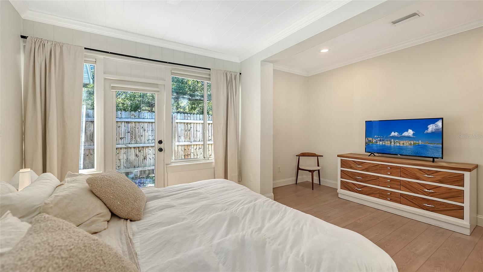 887 PATTERSON DR, SARASOTA, FL, 34234