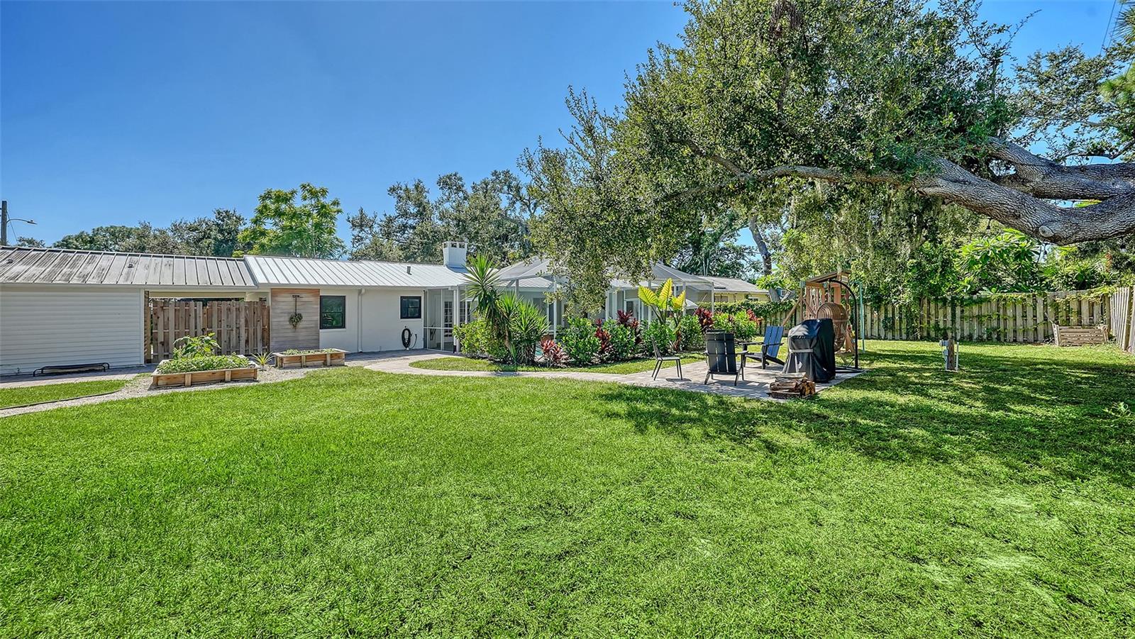 887 PATTERSON DR, SARASOTA, FL, 34234