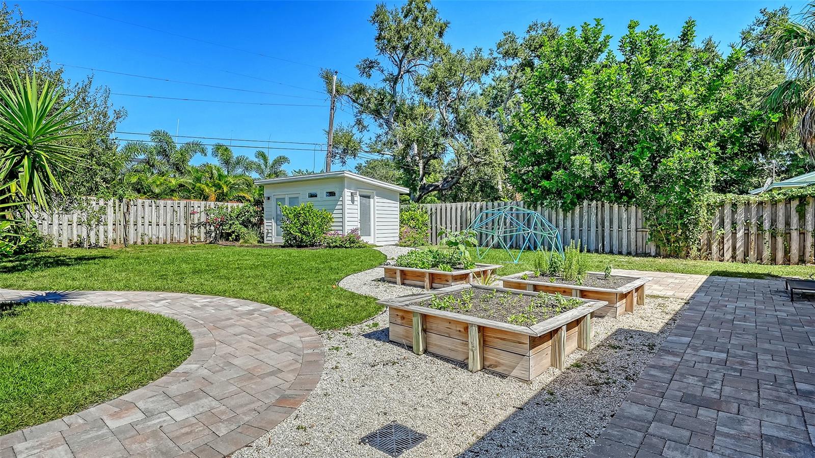 887 PATTERSON DR, SARASOTA, FL, 34234