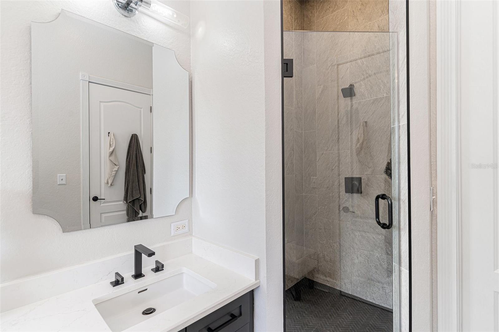 4907 BAYSHORE BLVD #121, TAMPA, FL, 33611