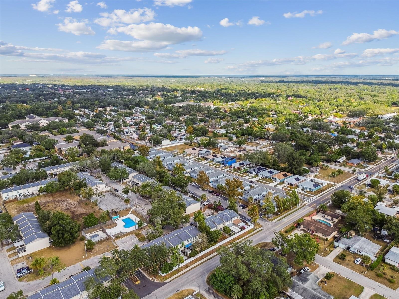 5264 TENNIS COURT CIR #5, TAMPA, FL, 33617