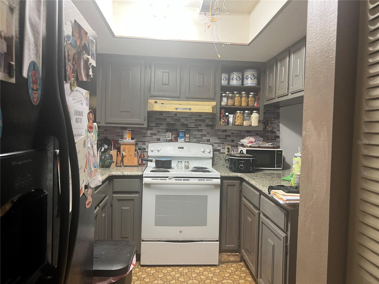 5264 TENNIS COURT CIR #5, TAMPA, FL, 33617