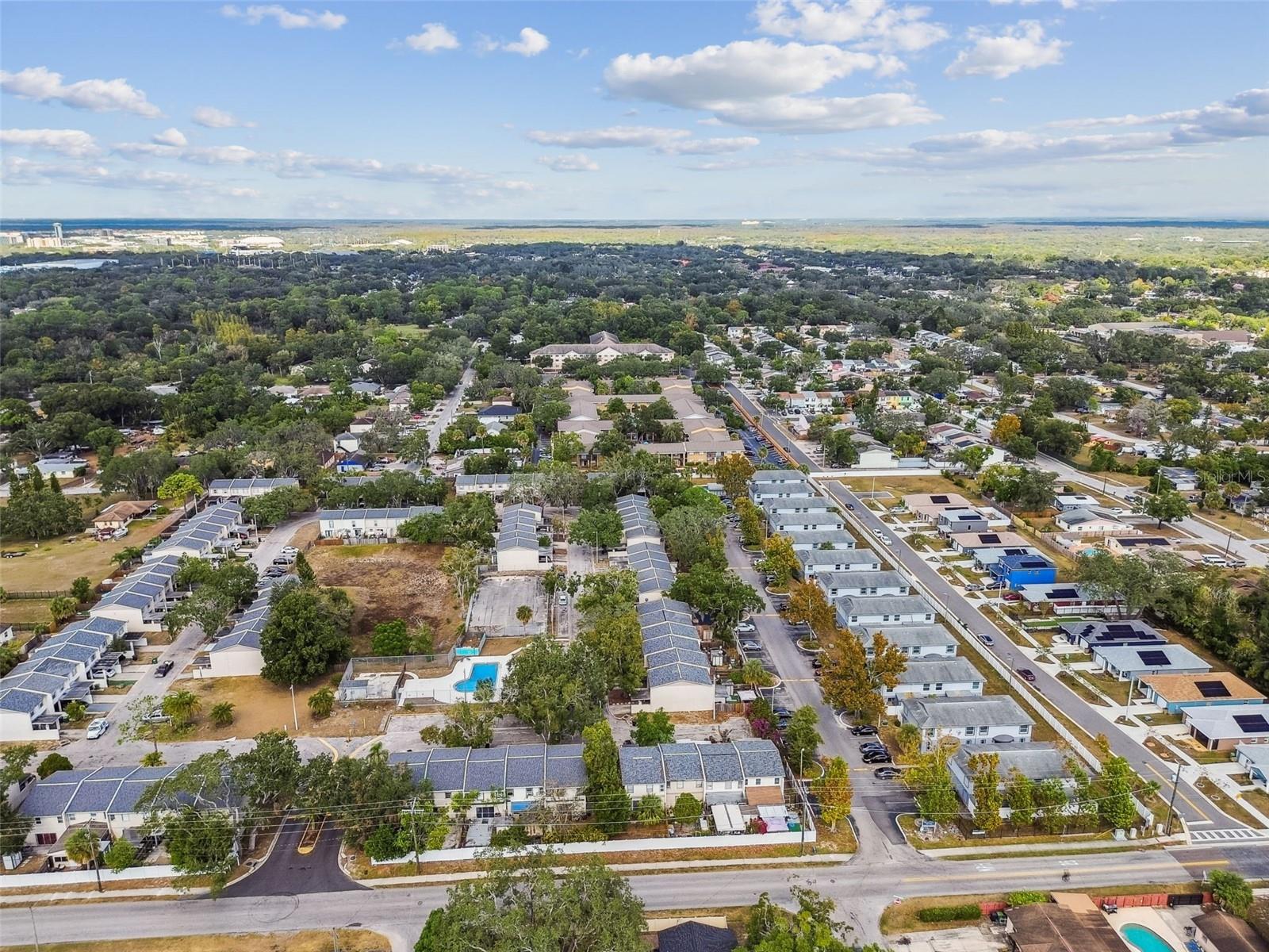 5264 TENNIS COURT CIR #5, TAMPA, FL, 33617