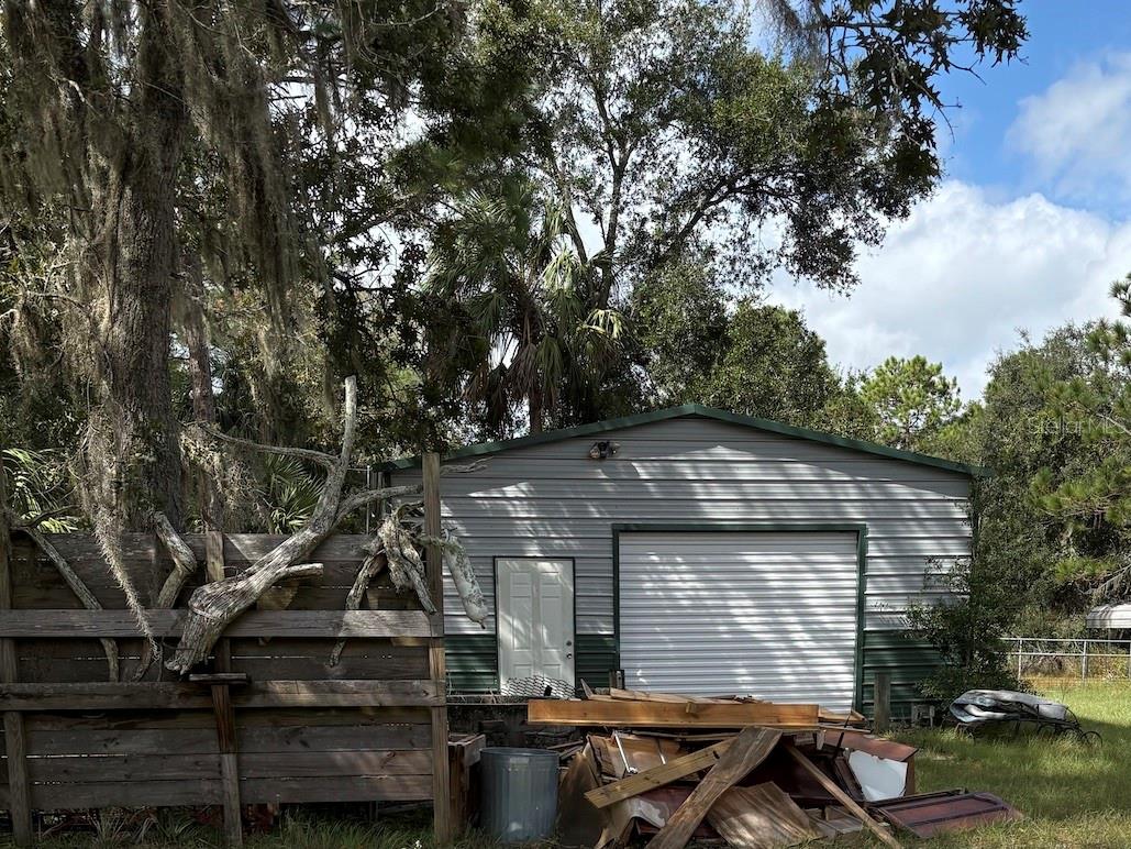 TB8436611 Property Photo