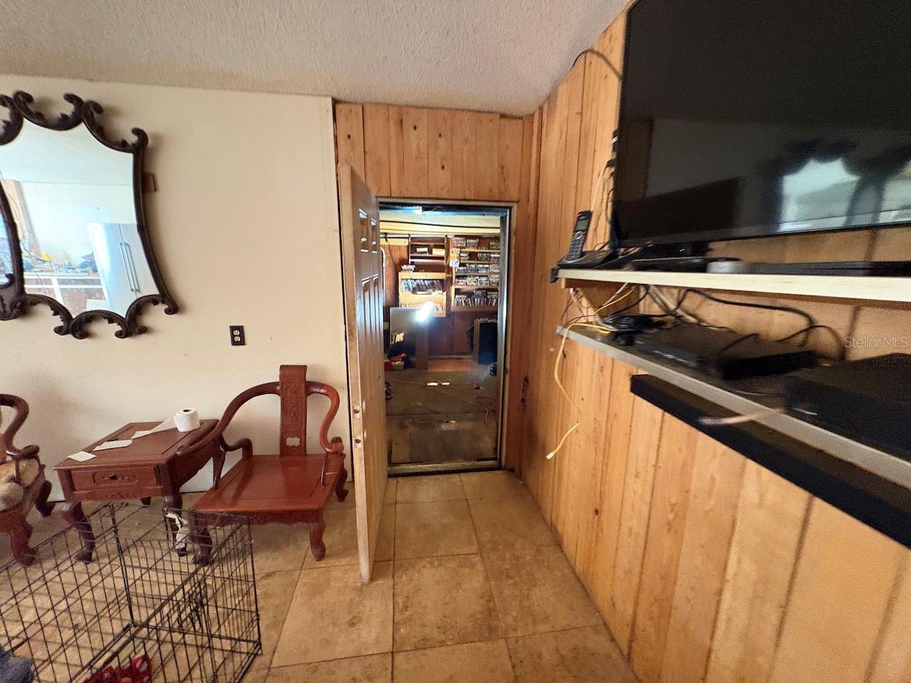 TB8436611 Property Photo