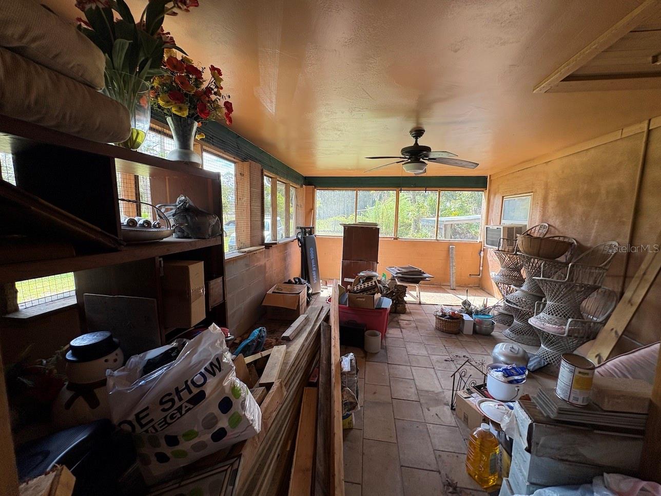 TB8436611 Property Photo