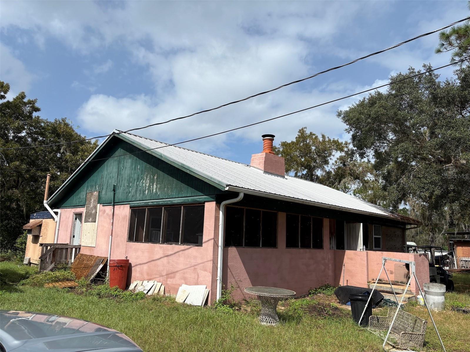 TB8436611 Property Photo