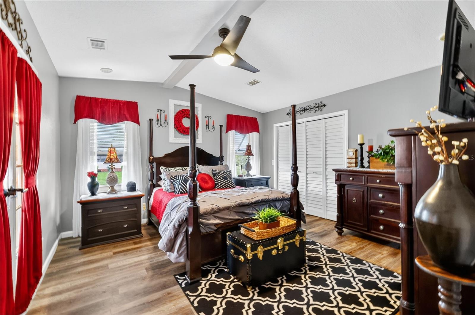 1715 LILLY LN, LADY LAKE, FL, 32159