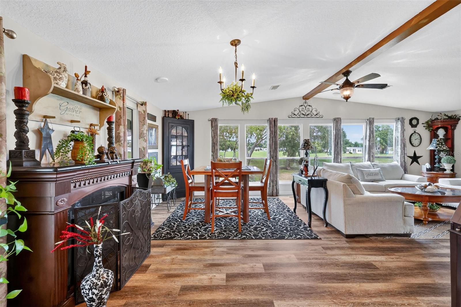 1715 LILLY LN, LADY LAKE, FL, 32159