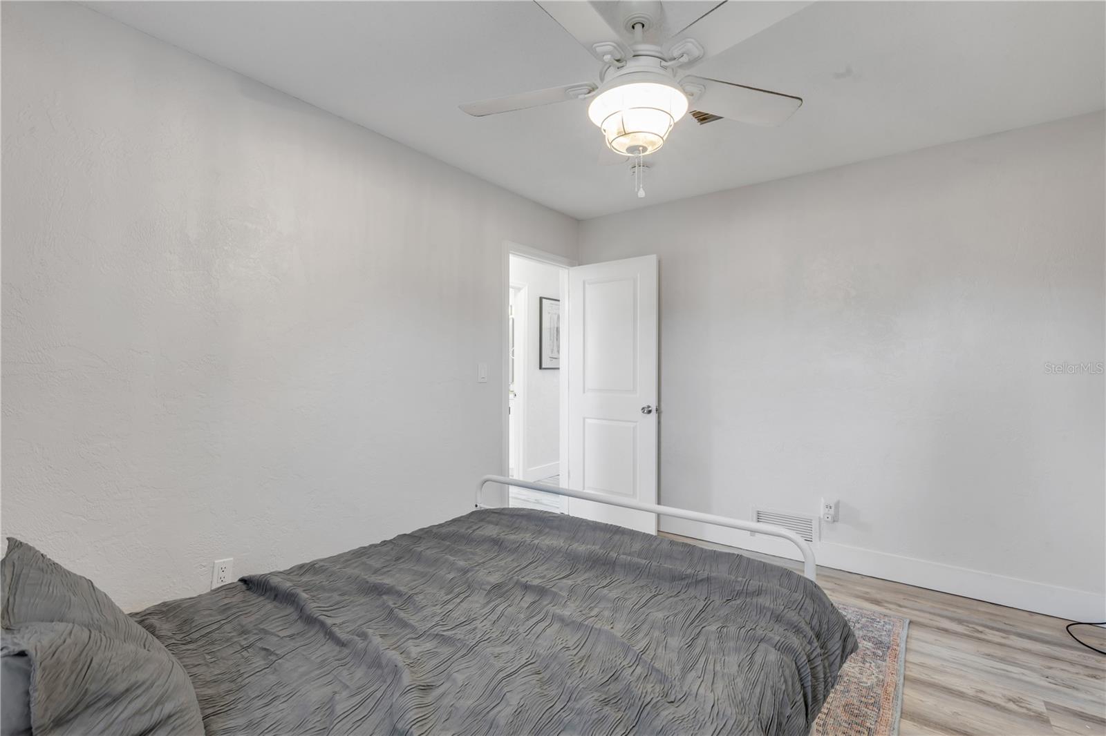 410 CEDAR AVE, NEW SMYRNA BEACH, FL, 32169