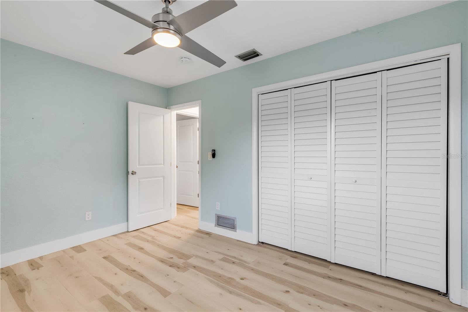 410 CEDAR AVE, NEW SMYRNA BEACH, FL, 32169