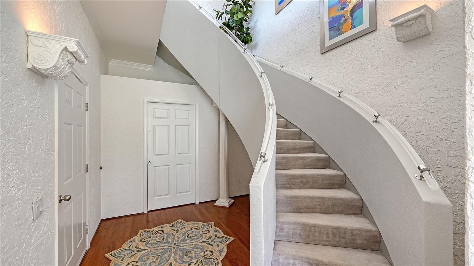 2013 HARBOUR LINKS DR #2013, LONGBOAT KEY, FL, 34228