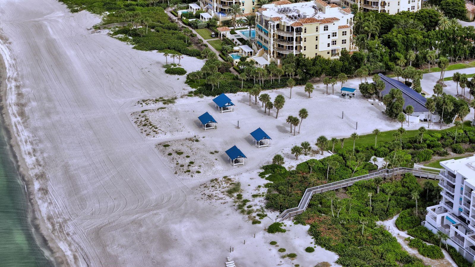 2013 HARBOUR LINKS DR #2013, LONGBOAT KEY, FL, 34228