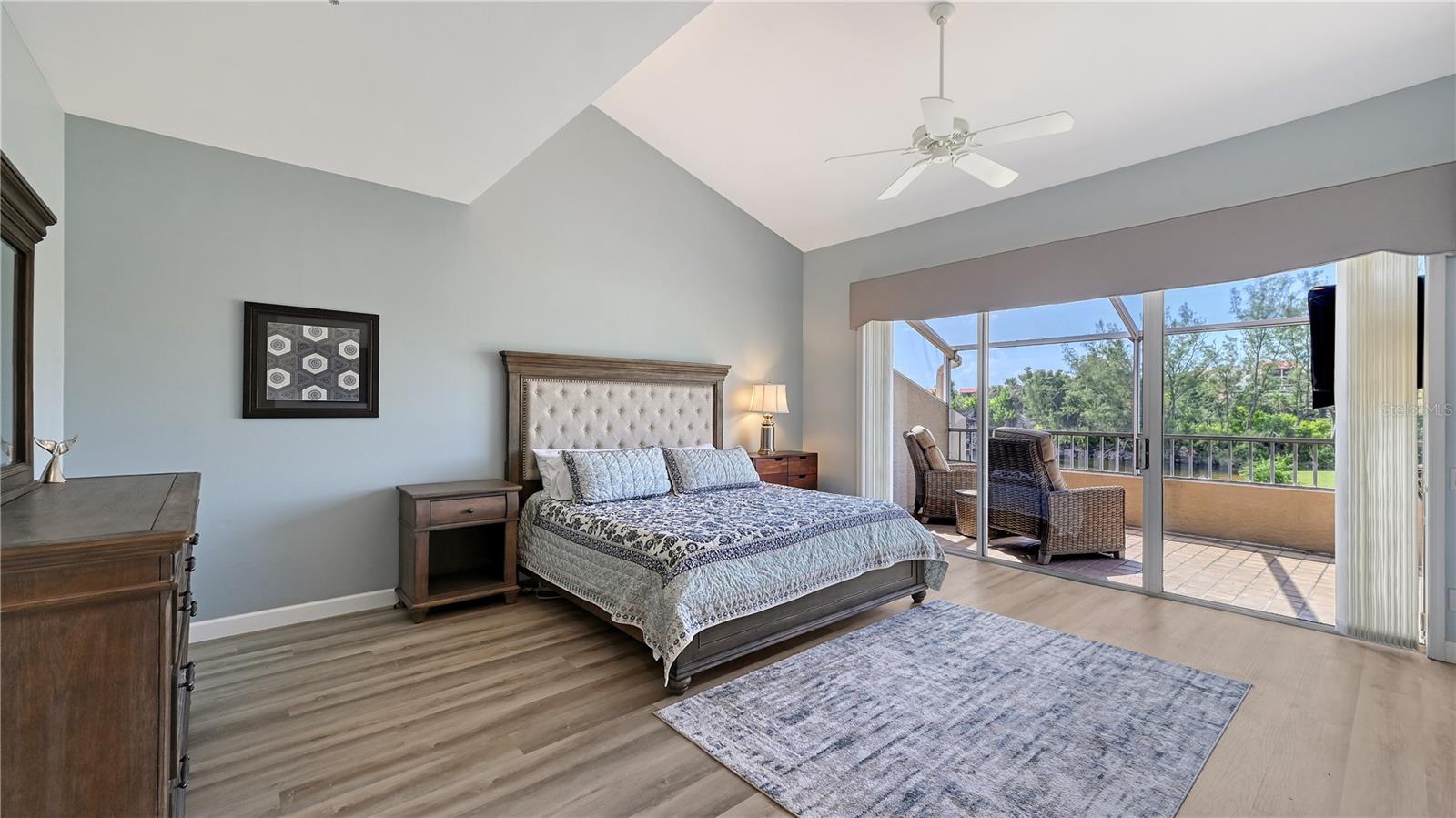 2013 HARBOUR LINKS DR #2013, LONGBOAT KEY, FL, 34228