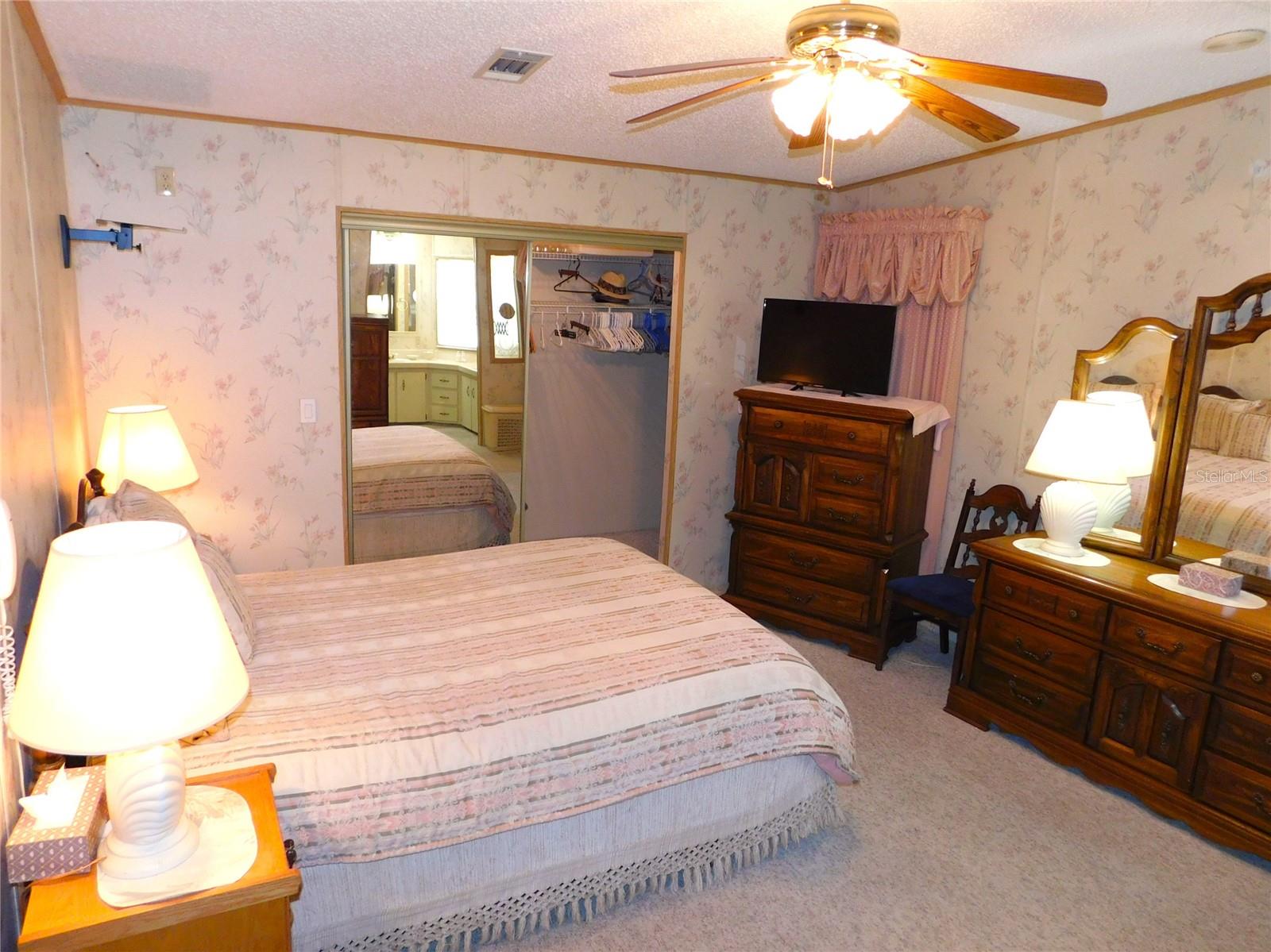 36819 KIOWA AVE, ZEPHYRHILLS, FL, 33542