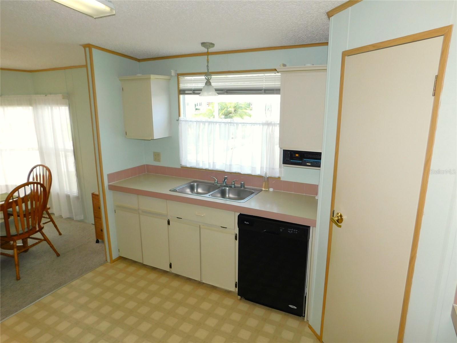 36819 KIOWA AVE, ZEPHYRHILLS, FL, 33542