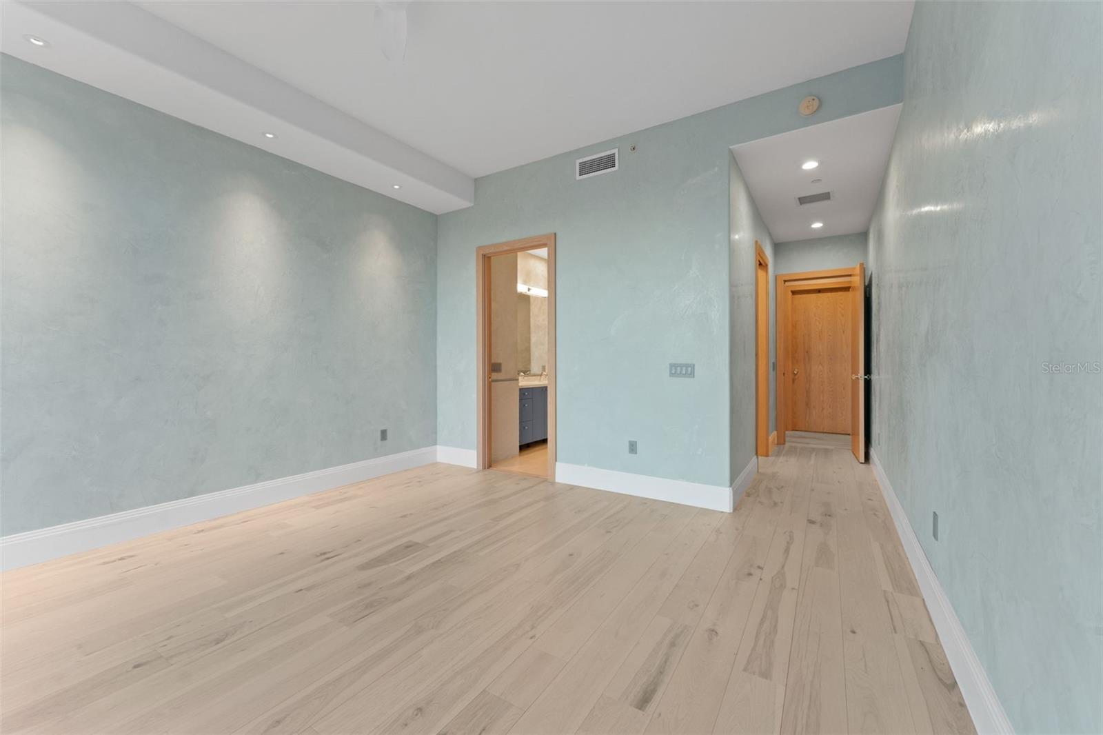 1209 E CUMBERLAND AVE #2802, TAMPA, FL, 33602