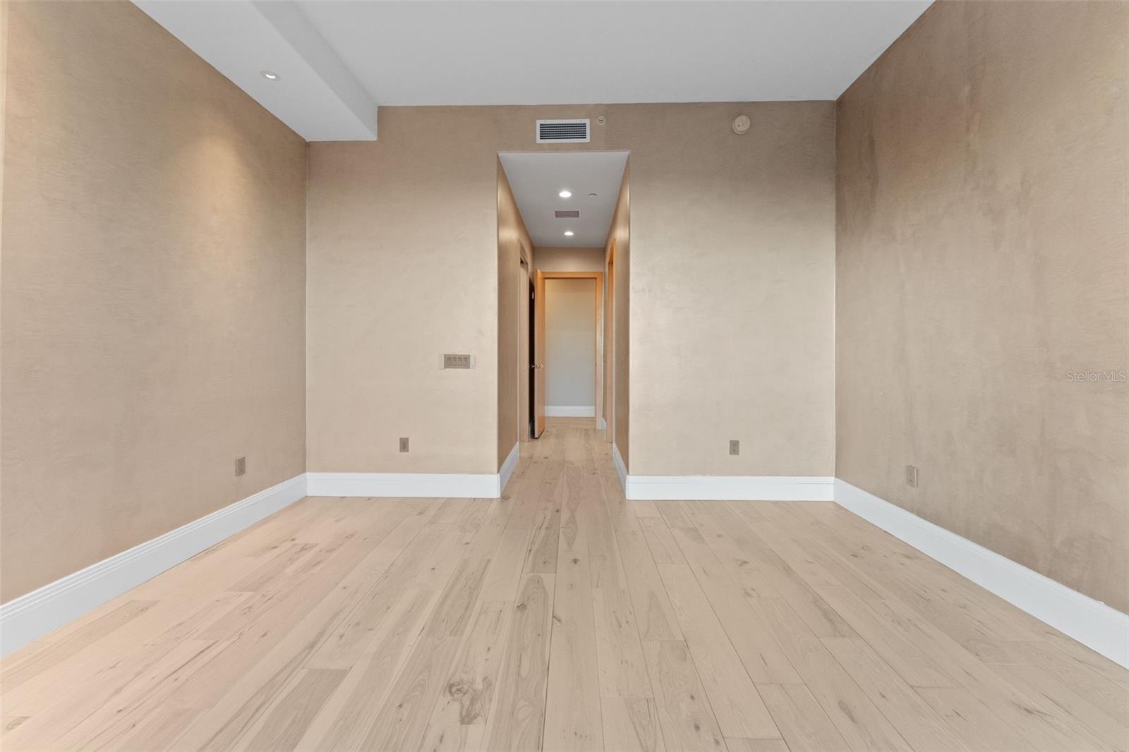 1209 E CUMBERLAND AVE #2802, TAMPA, FL, 33602