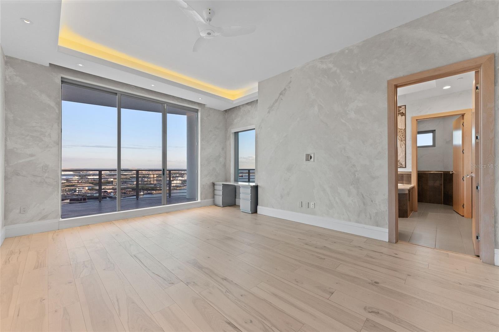 1209 E CUMBERLAND AVE #2802, TAMPA, FL, 33602