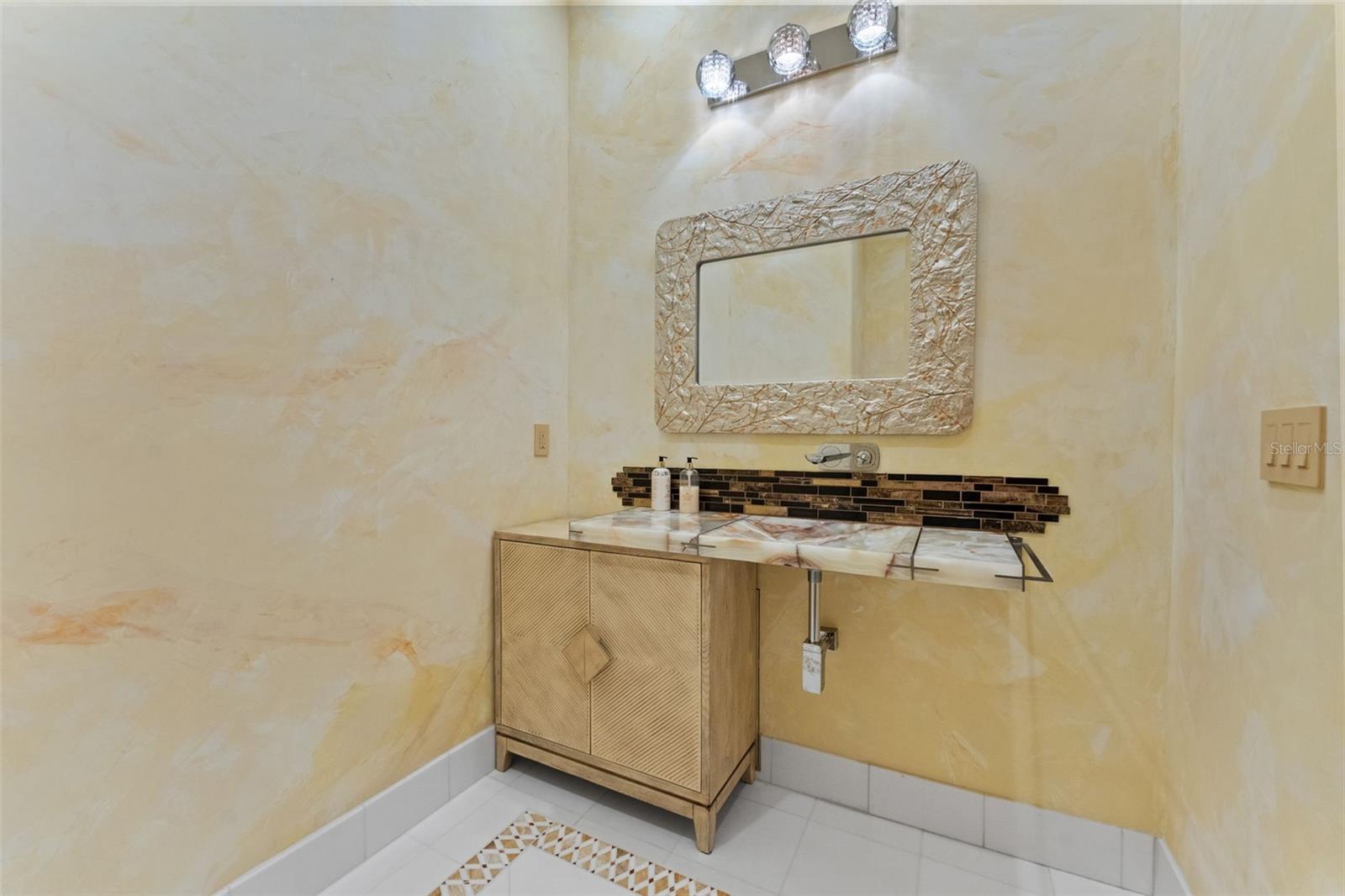 1209 E CUMBERLAND AVE #2802, TAMPA, FL, 33602