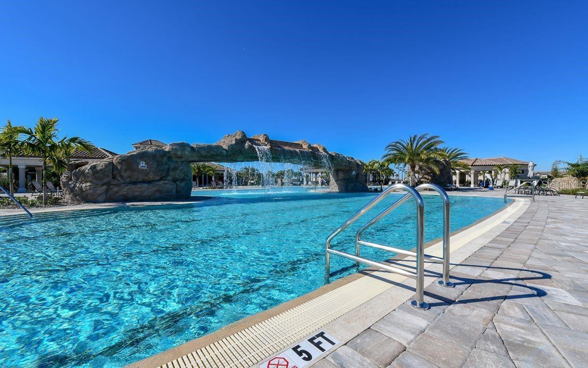 17724 GAWTHROP DR #208, BRADENTON, FL, 34211