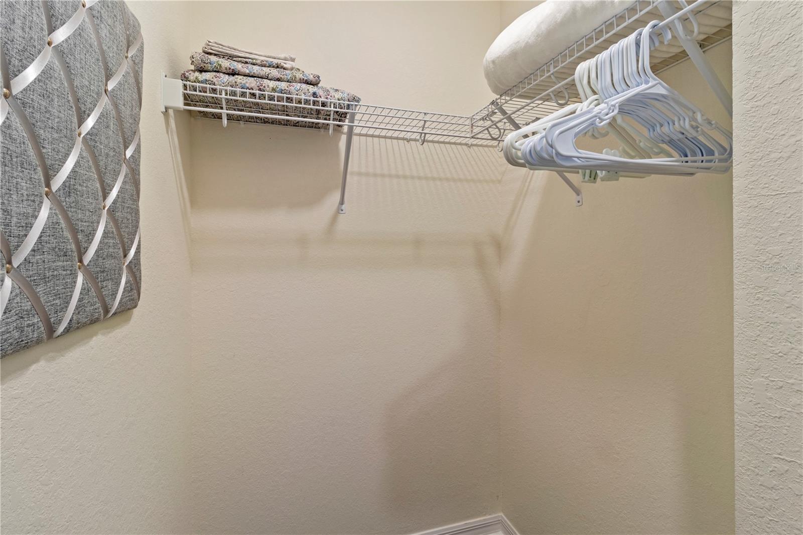 17724 GAWTHROP DR #208, BRADENTON, FL, 34211