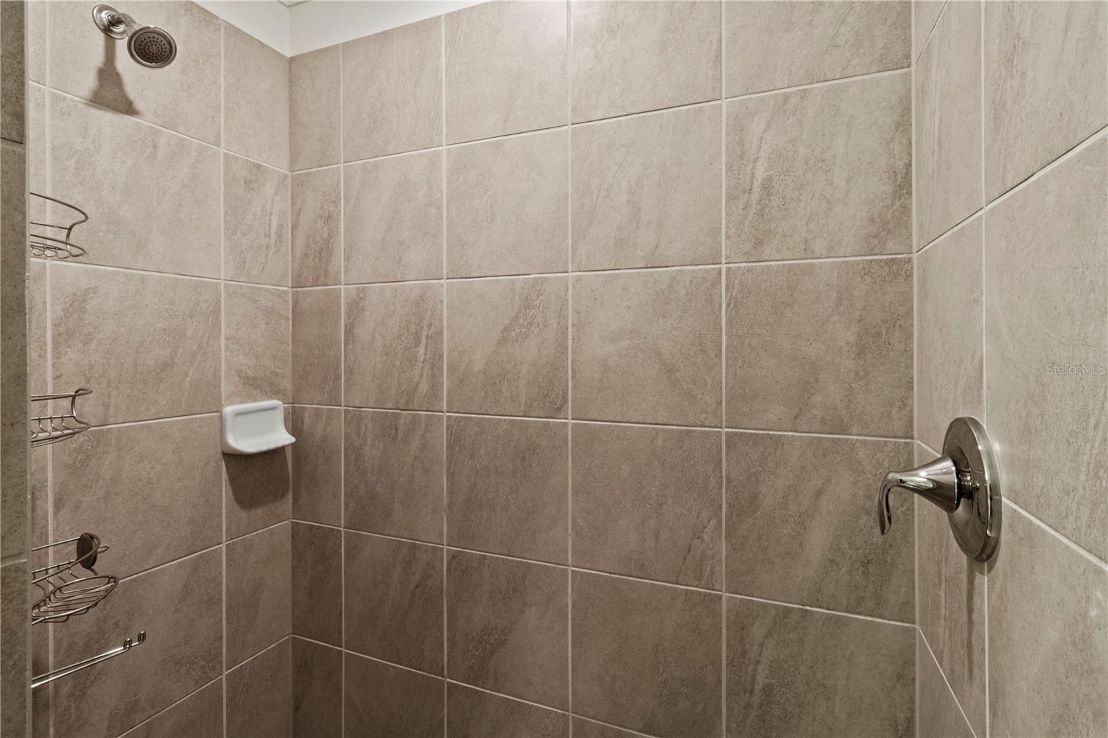 17724 GAWTHROP DR #208, BRADENTON, FL, 34211