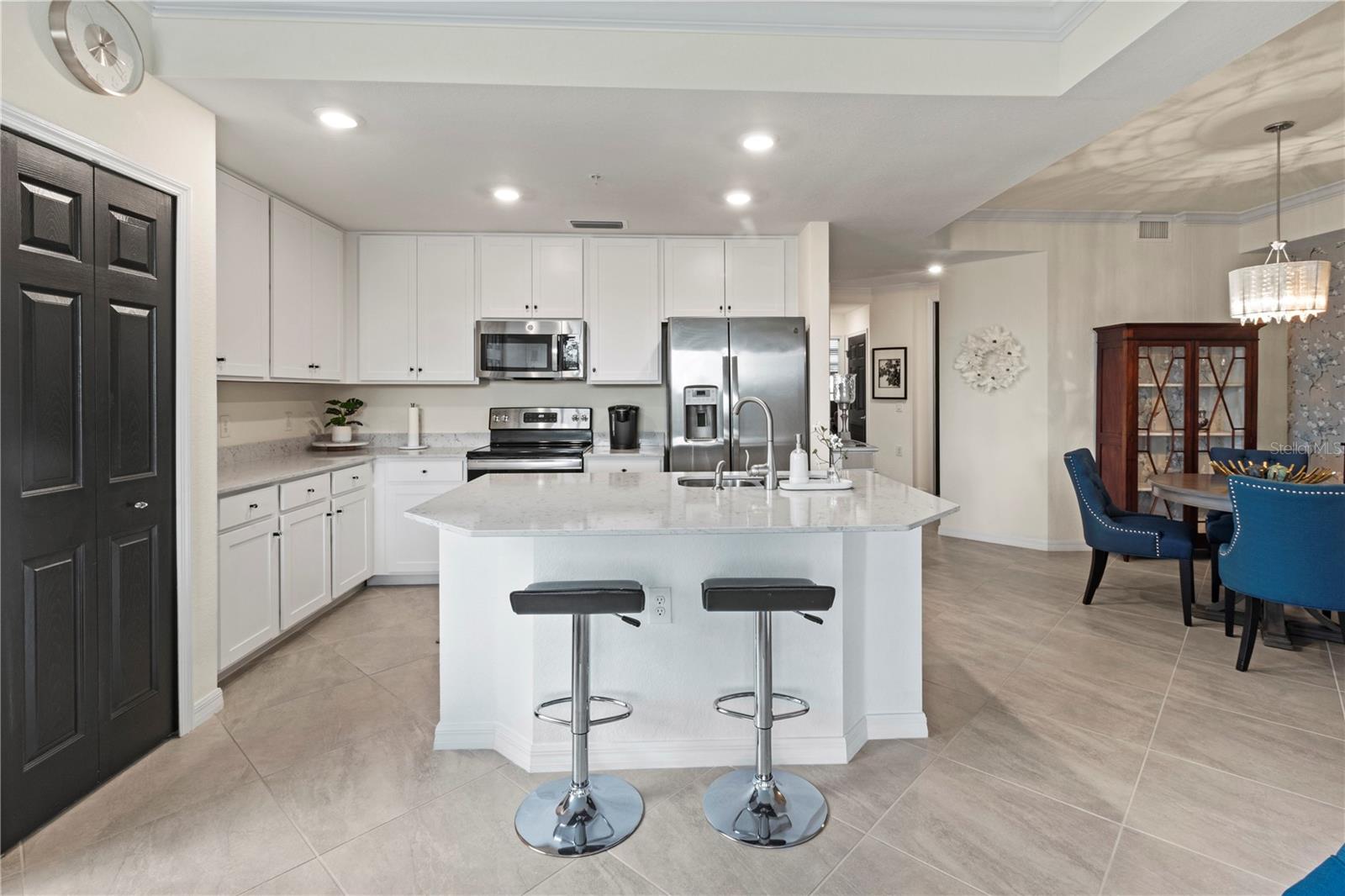 17724 GAWTHROP DR #208, BRADENTON, FL, 34211