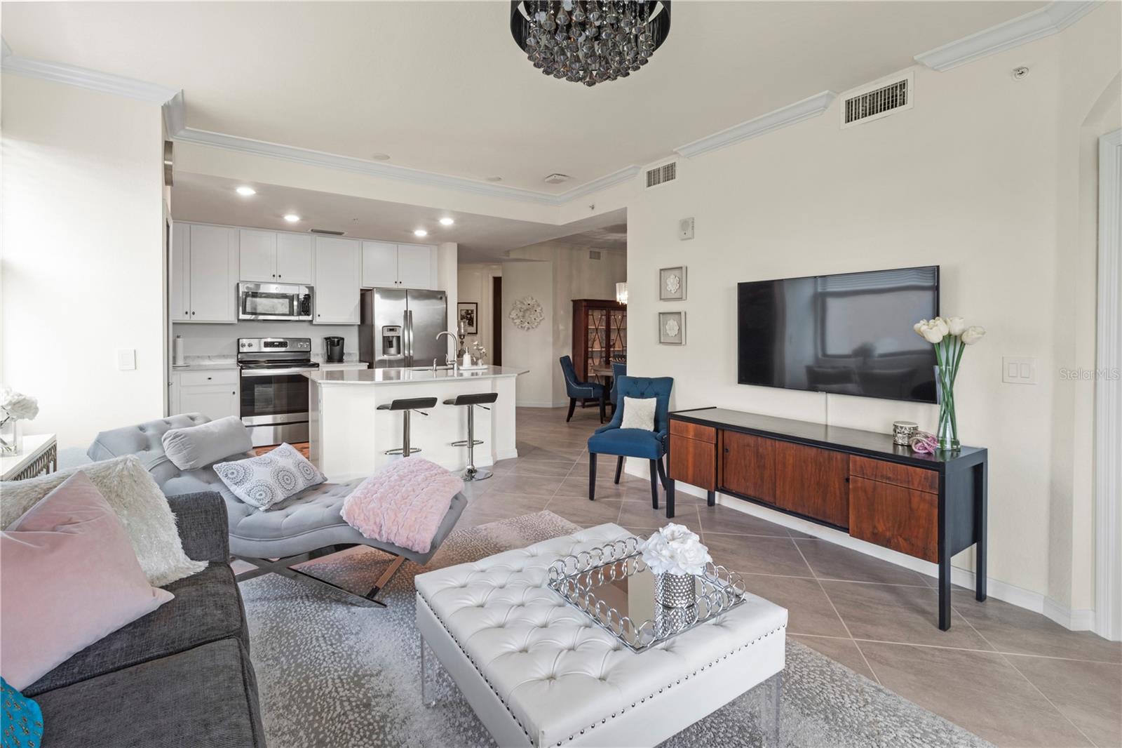 17724 GAWTHROP DR #208, BRADENTON, FL, 34211