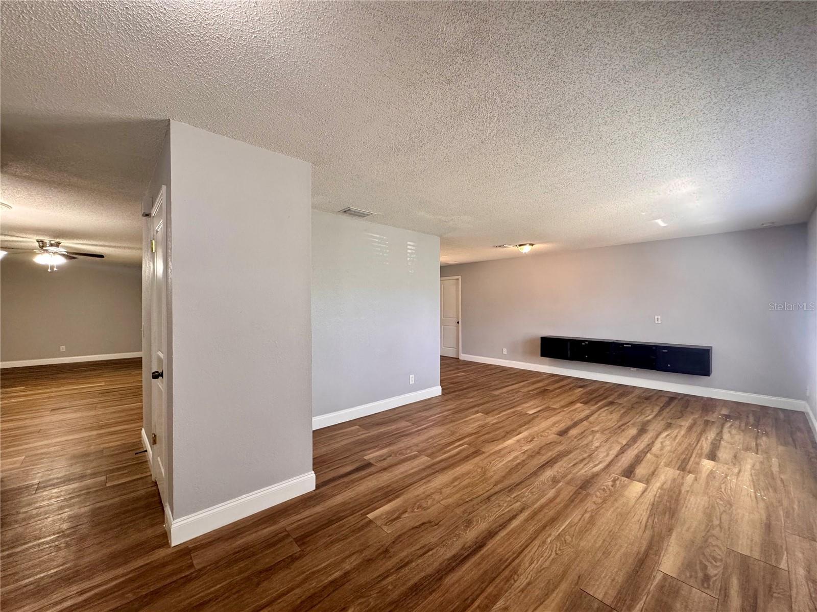 561 THOMAS JEFFERSON WAY, ORLANDO, FL, 32809