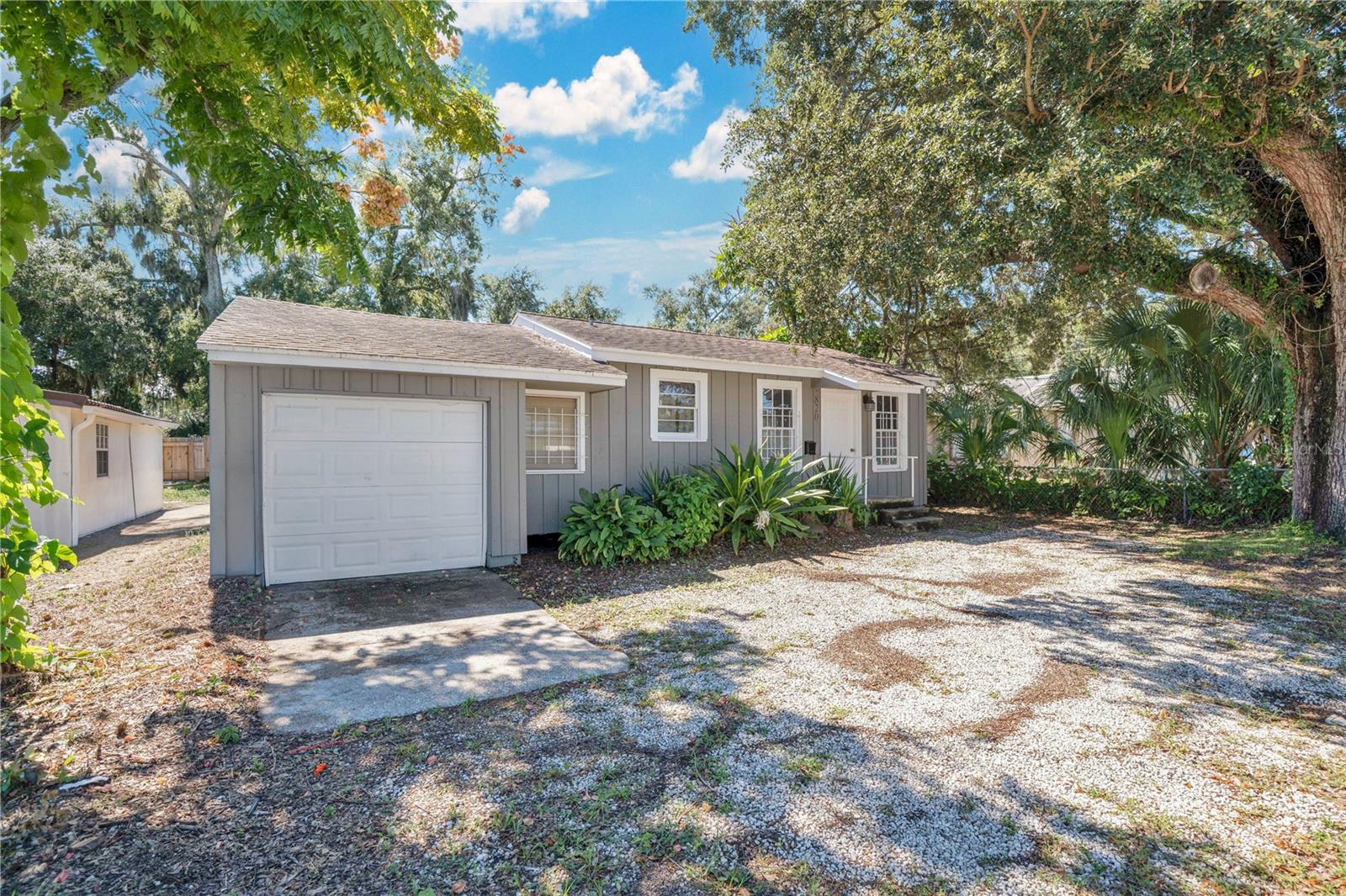 820 HOFFNER AVE, ORLANDO, FL, 32809