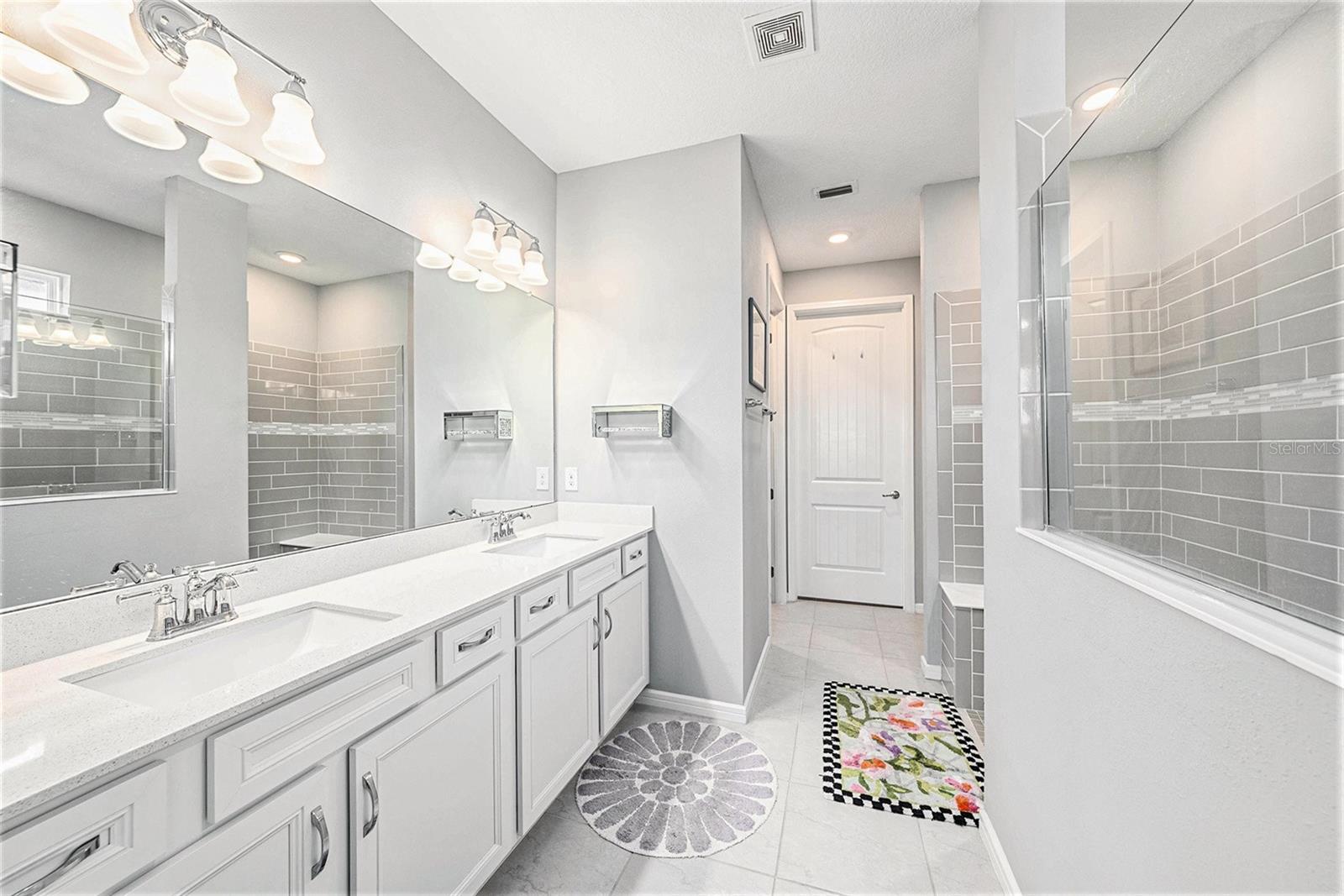 19865 SEA GLASS CIR, LAND O LAKES, FL, 34638