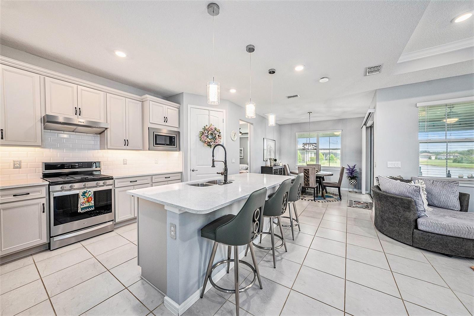 19865 SEA GLASS CIR, LAND O LAKES, FL, 34638