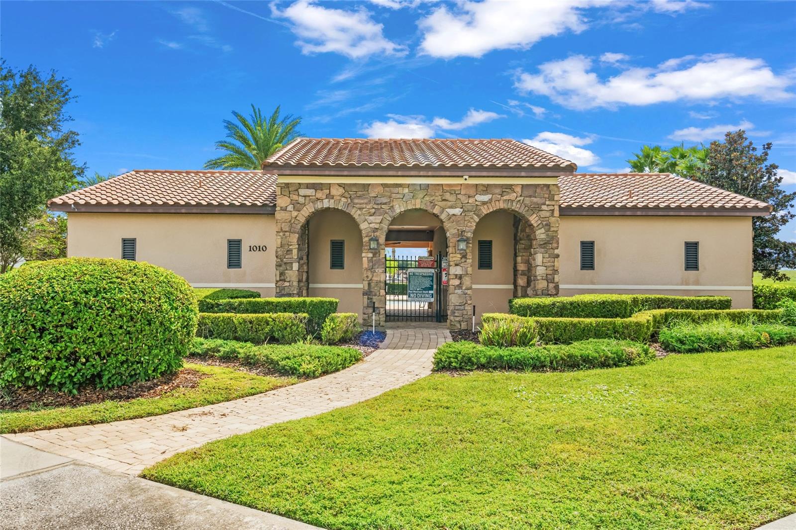 1322 WOODS LANDING DR, MINNEOLA, FL, 34715