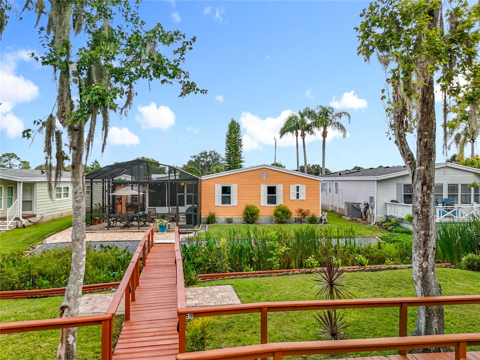 3233 MYAKKA RIVER RD, TAVARES, FL, 32778