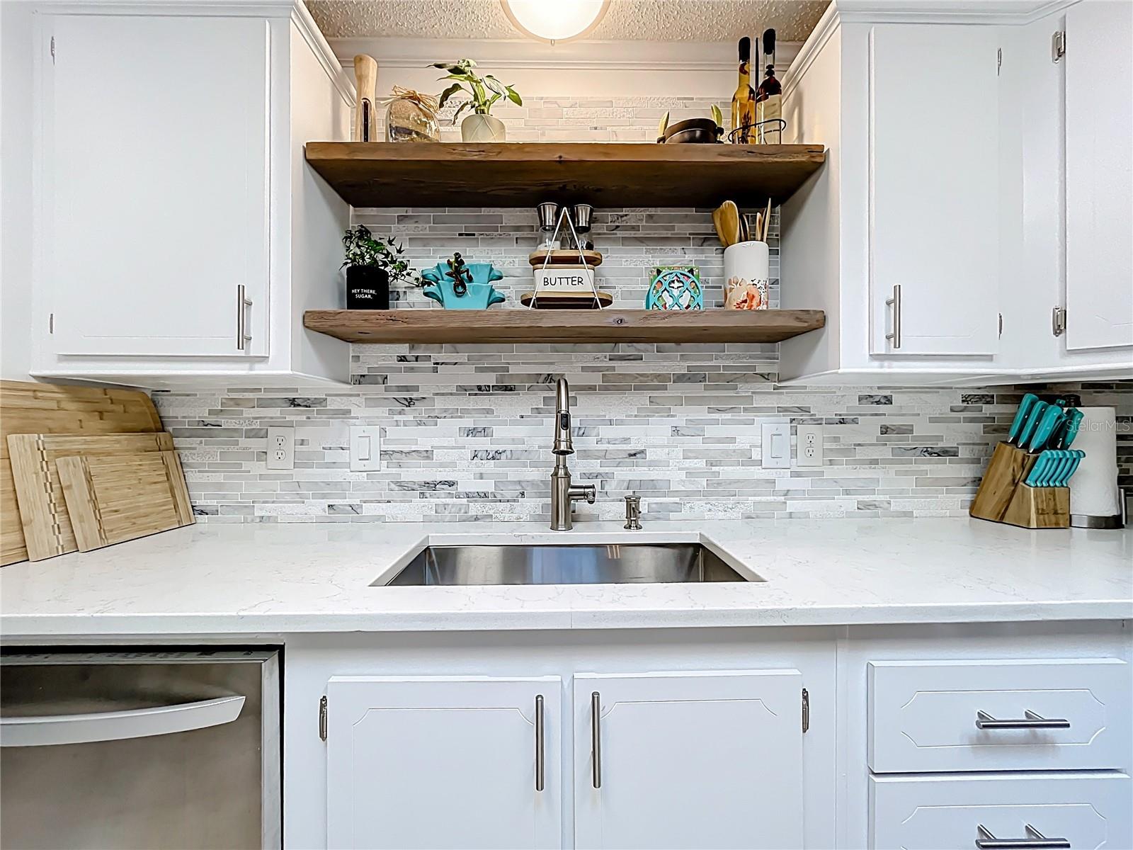 3233 MYAKKA RIVER RD, TAVARES, FL, 32778