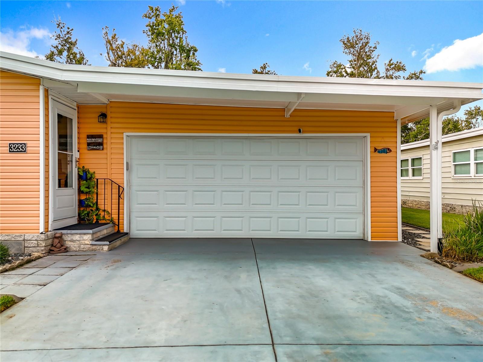 3233 MYAKKA RIVER RD, TAVARES, FL, 32778