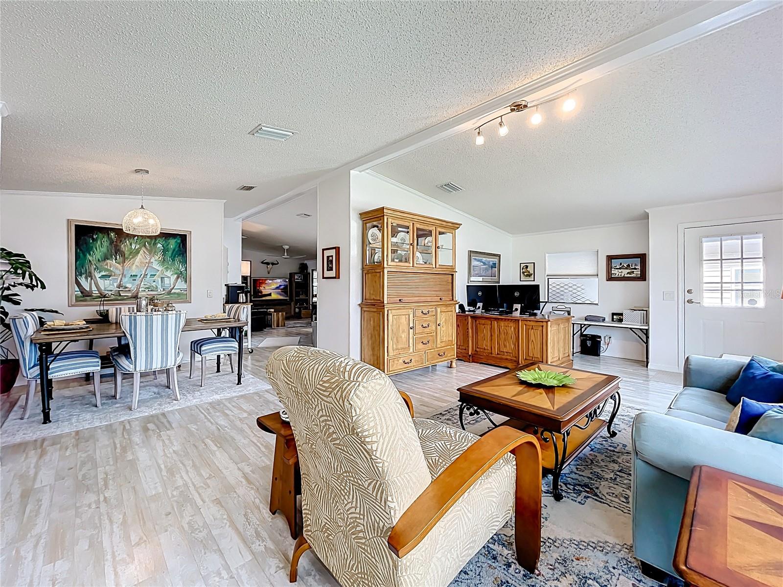 3233 MYAKKA RIVER RD, TAVARES, FL, 32778