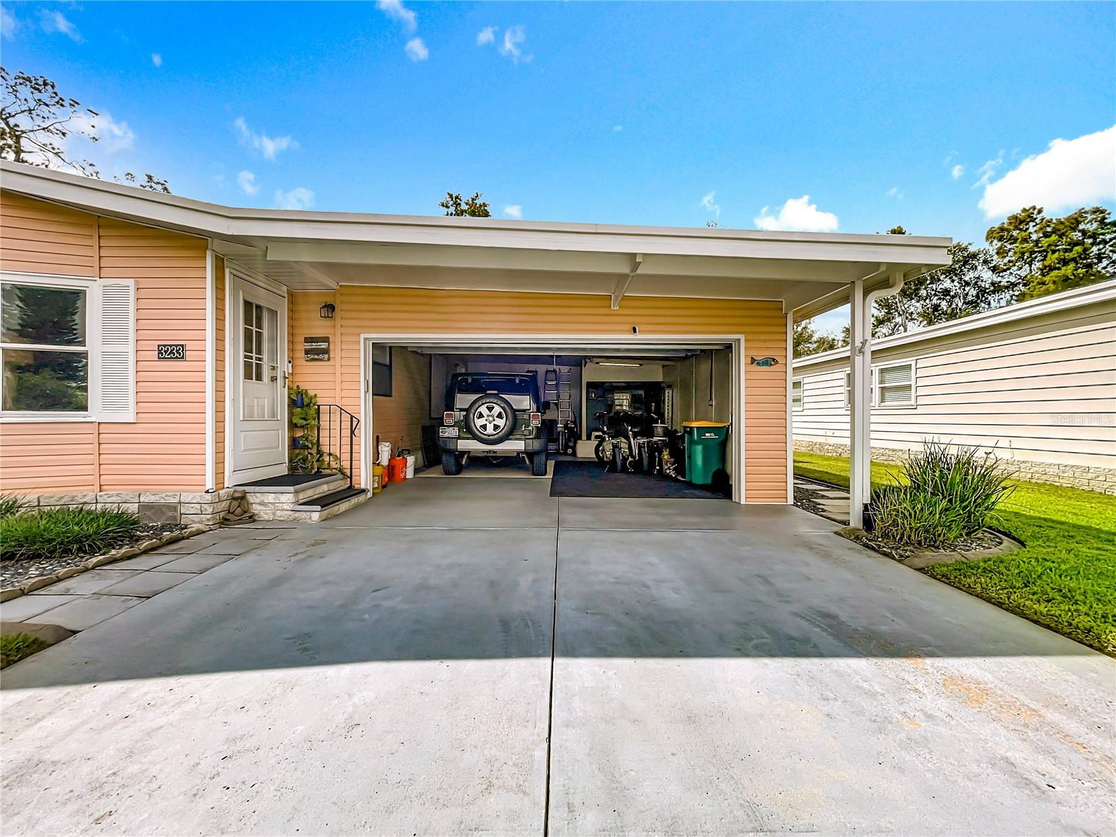 3233 MYAKKA RIVER RD, TAVARES, FL, 32778