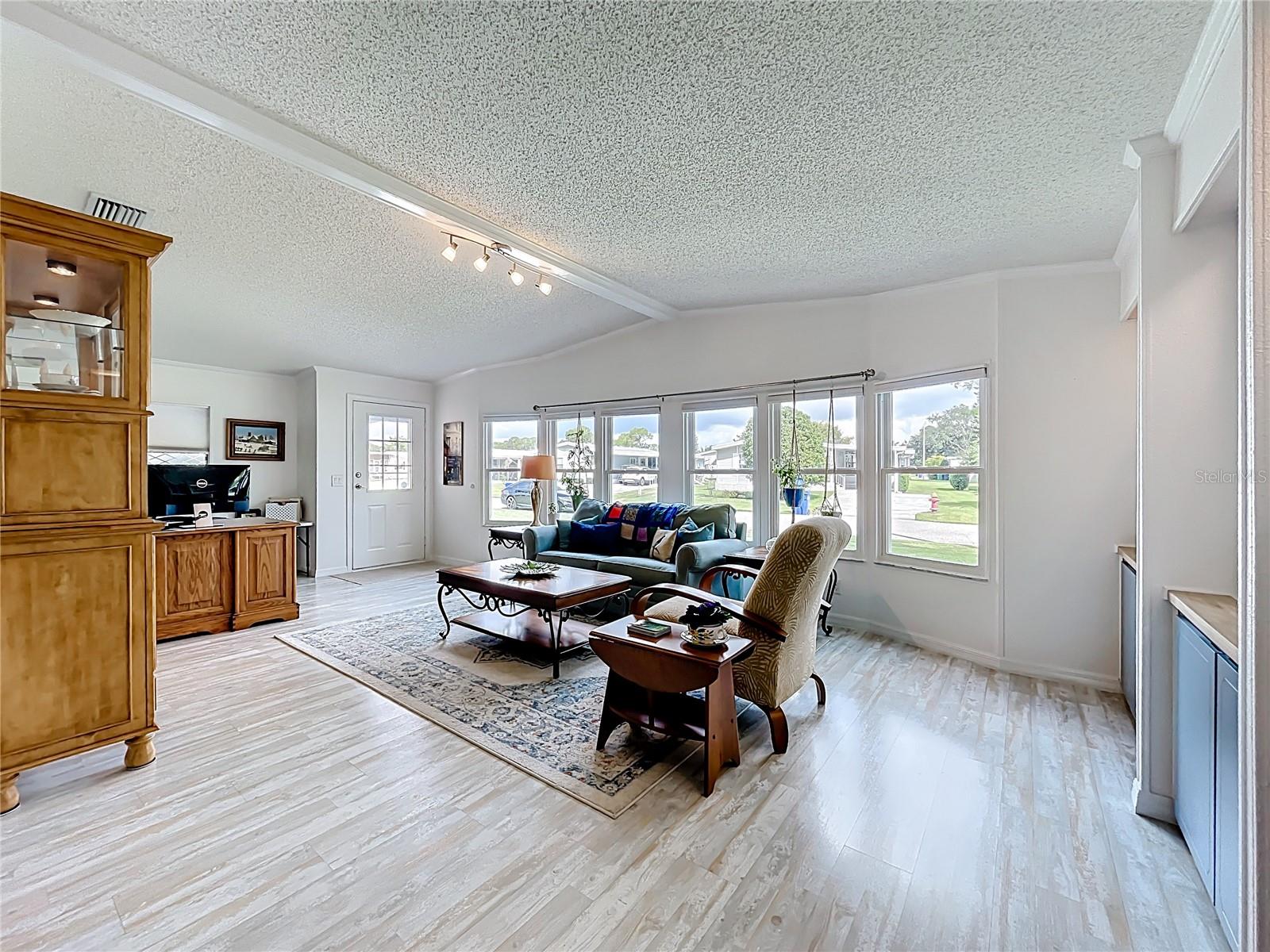 3233 MYAKKA RIVER RD, TAVARES, FL, 32778