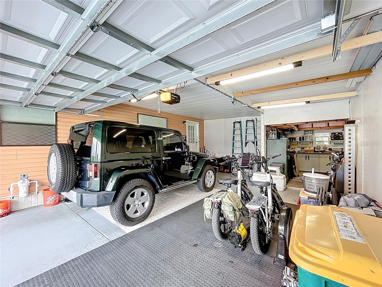 3233 MYAKKA RIVER RD, TAVARES, FL, 32778